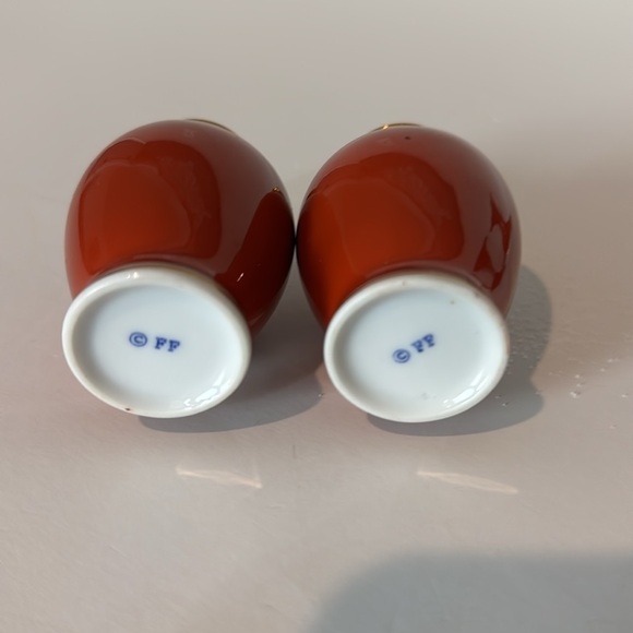 Fitz & Floyd Vintage Medallion d’Or Candle Holders and Salt & Pepper Shakers EC - Picture 4 of 6